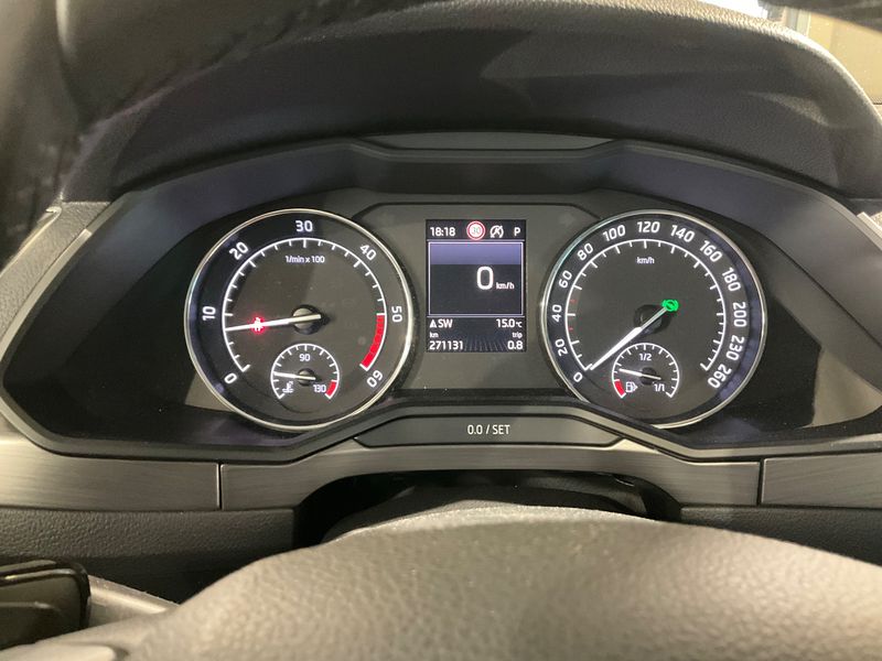 Skoda Superb 2.0 TDI Style 2017 – снимка 19