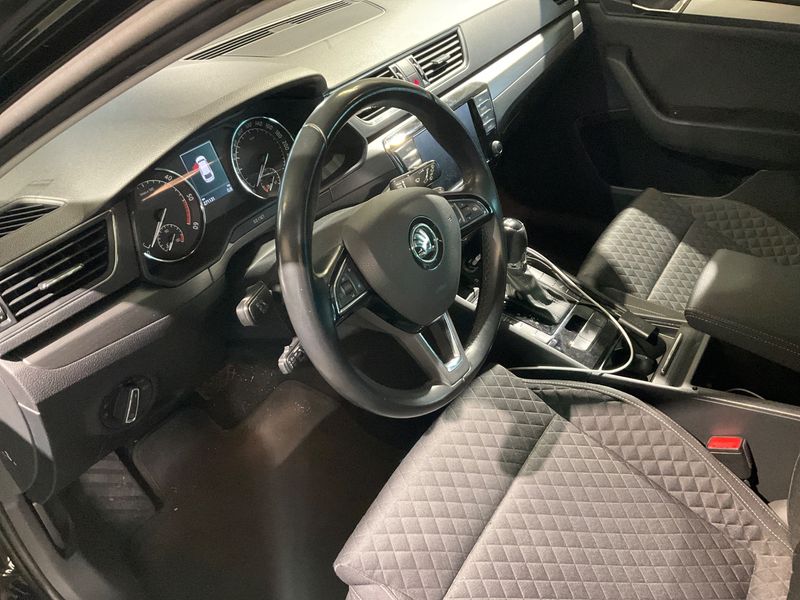 Skoda Superb 2.0 TDI Style 2017 – снимка 25