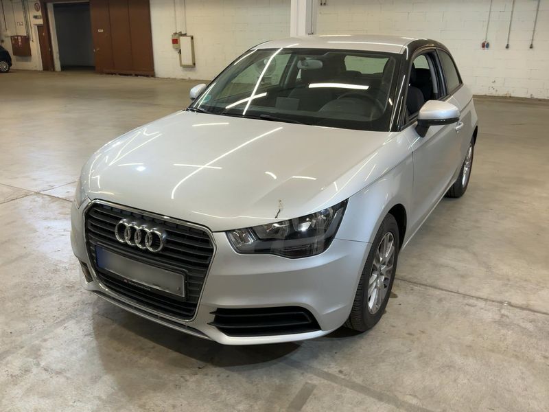 Audi A1 1.2 TFSI Attraction 2013 – снимка 1