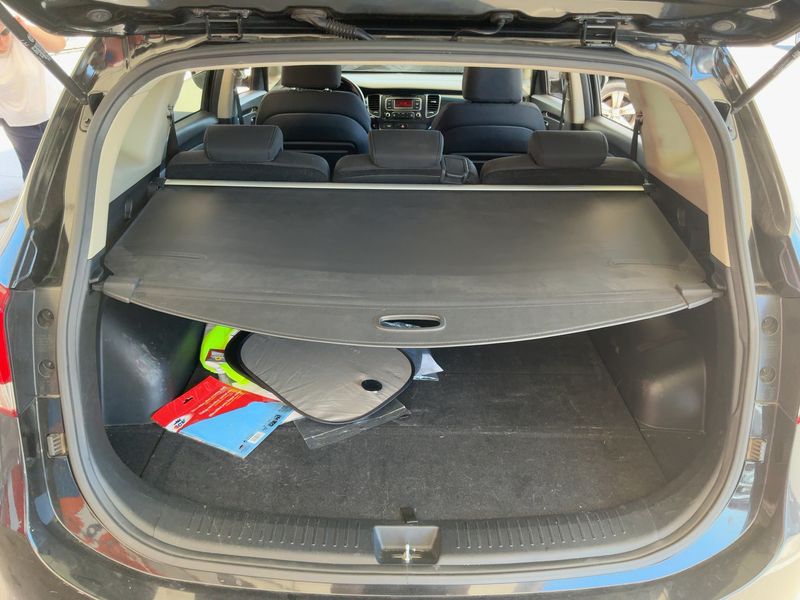 Kia Carens 1.7 CRDi Drive 2014 – снимка 15