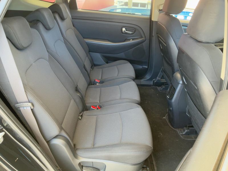 Kia Carens 1.7 CRDi Drive 2014 – снимка 19