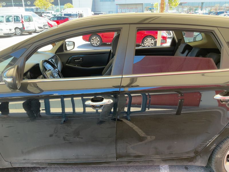 Kia Carens 1.7 CRDi Drive 2014 – снимка 4