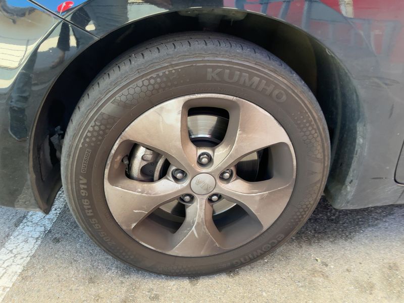 Kia Carens 1.7 CRDi Drive 2014 – снимка 3