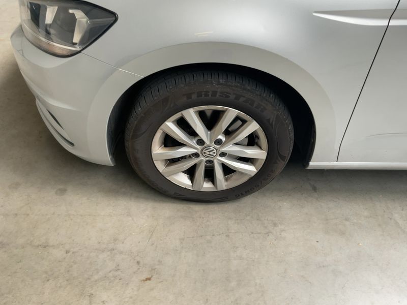 Volkswagen Touran 1.6 TDI Confortline Business BlueMotion Tech 2018 – снимка 3