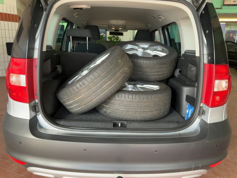 Skoda Yeti 2.0 TDI Ambition 4x4 2013 – снимка 16