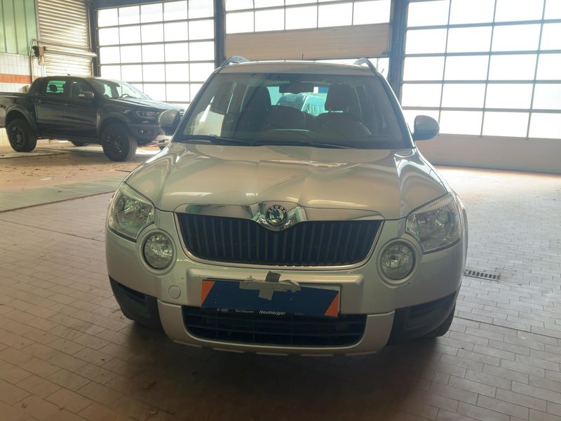 Skoda Yeti 2.0 TDI Ambition 4x4 2013 – снимка 14