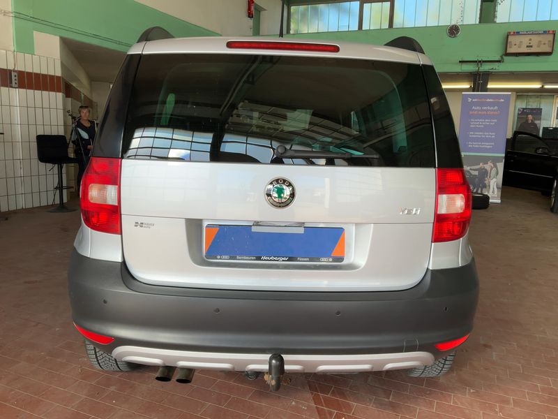 Skoda Yeti 2.0 TDI Ambition 4x4 2013 – снимка 7