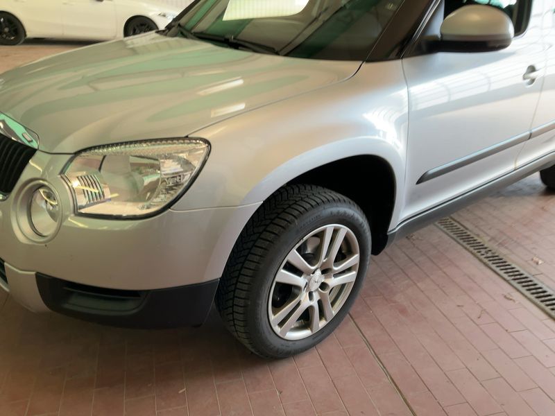 Skoda Yeti 2.0 TDI Ambition 4x4 2013 – снимка 2
