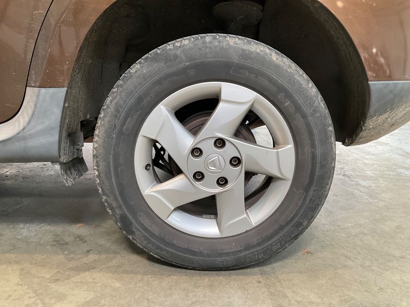 Dacia Duster 1.5 dCi Prestige 4x4 2011 – снимка 5