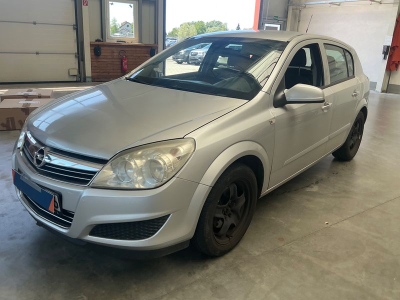 Opel Astra 1.4 Edition 2008 – снимка 1