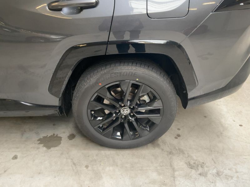 Toyota RAV 4 2.5 Hybrid 4x2 Style Selection 2023 – снимка 5