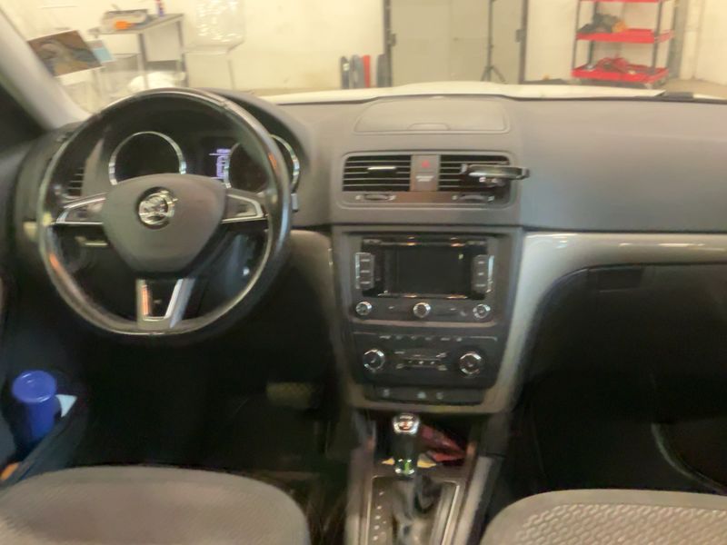 Skoda Yeti 2.0 TDI Elegance Outdoor 4x4 2014 – снимка 17