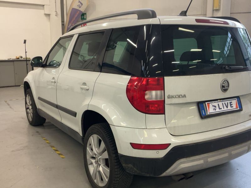 Skoda Yeti 2.0 TDI Elegance Outdoor 4x4 2014 – снимка 6