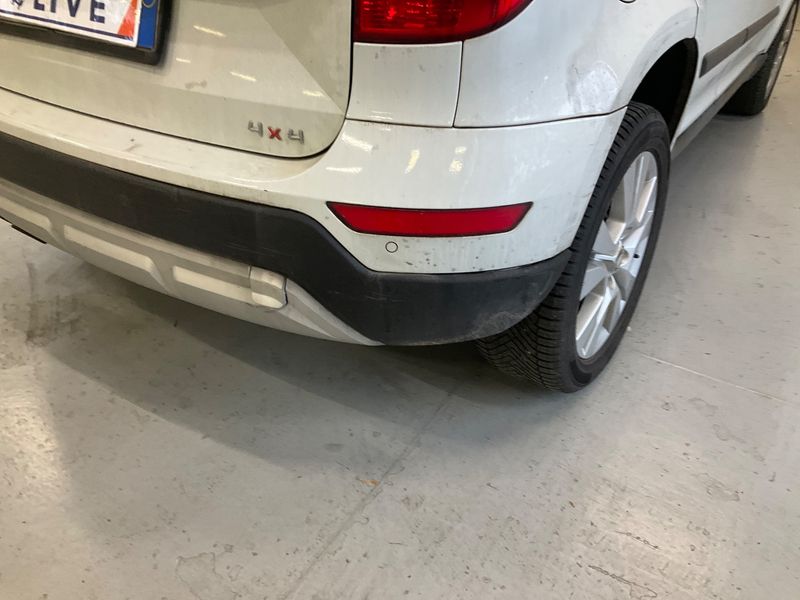 Skoda Yeti 2.0 TDI Elegance Outdoor 4x4 2014 – снимка 28