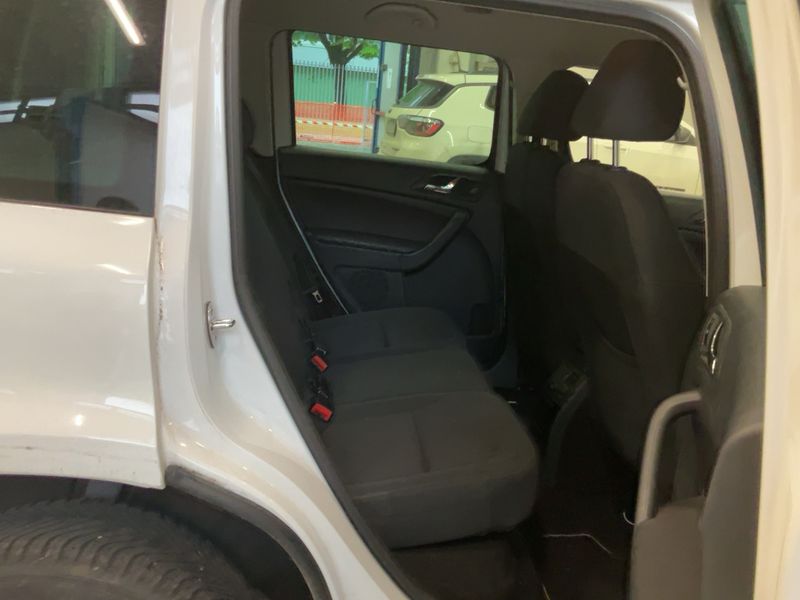 Skoda Yeti 2.0 TDI Elegance Outdoor 4x4 2014 – снимка 19