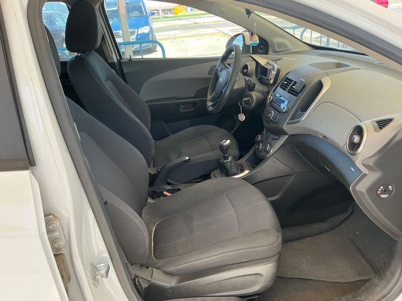 Chevrolet Aveo 1.2 LS 2011 – снимка 3