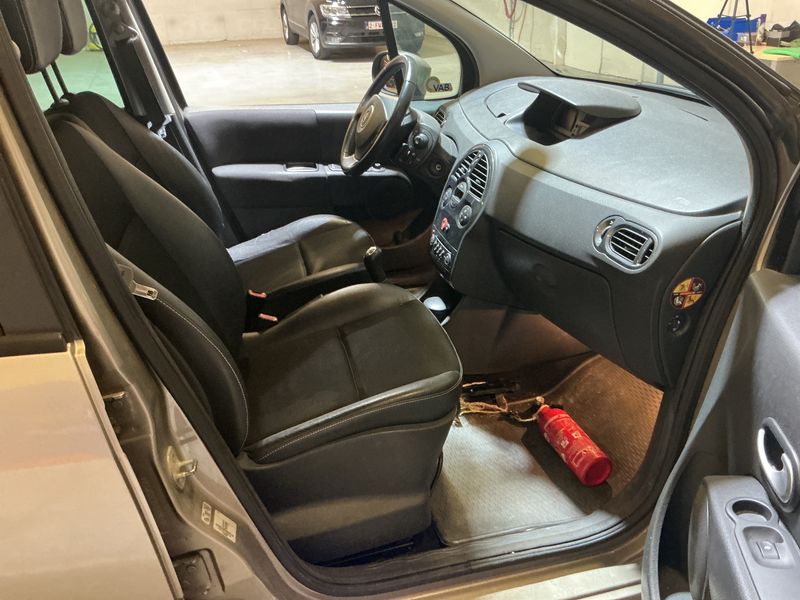 Renault Grand Modus 1.5 dCi Luxe 2011 – снимка 3
