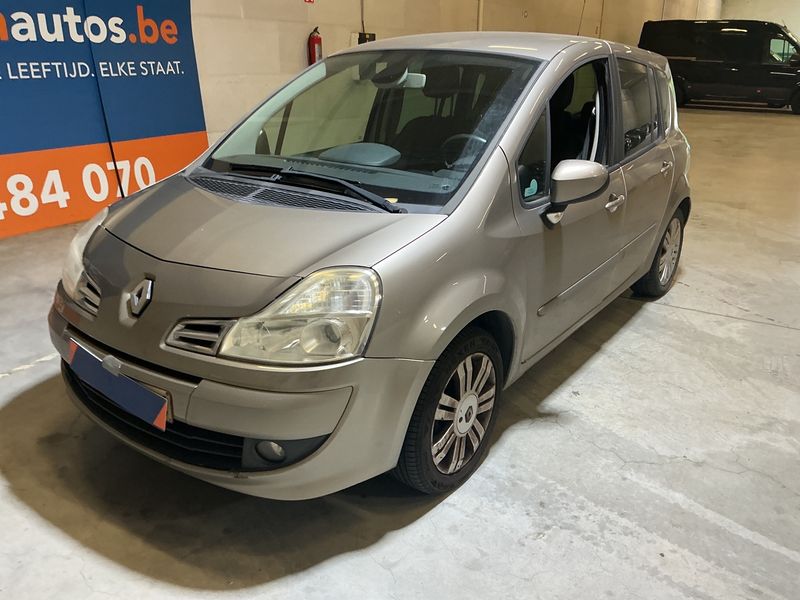 Renault Grand Modus 1.5 dCi Luxe 2011 – снимка 1