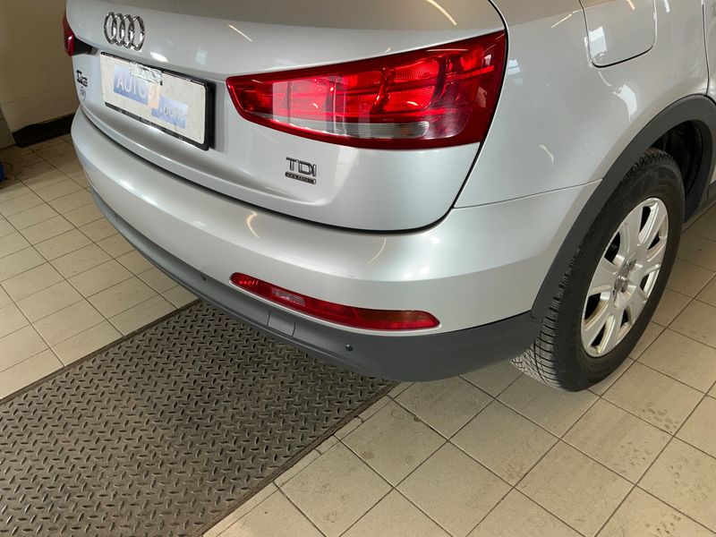 Audi Q3 2.0 TDI quattro 2012 – снимка 43
