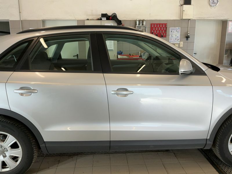 Audi Q3 2.0 TDI quattro 2012 – снимка 10