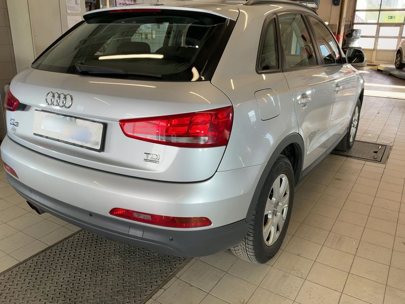 Audi Q3 2.0 TDI quattro 2012 – снимка 8