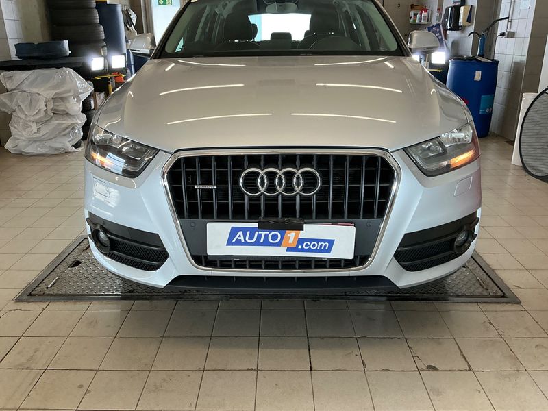 Audi Q3 2.0 TDI quattro 2012 – снимка 45