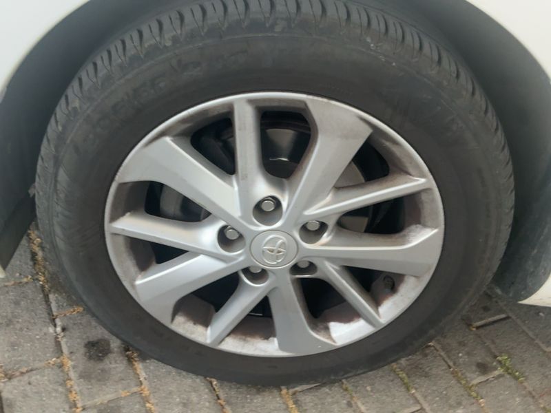 Toyota Auris 1.6 Business 2015 – снимка 3