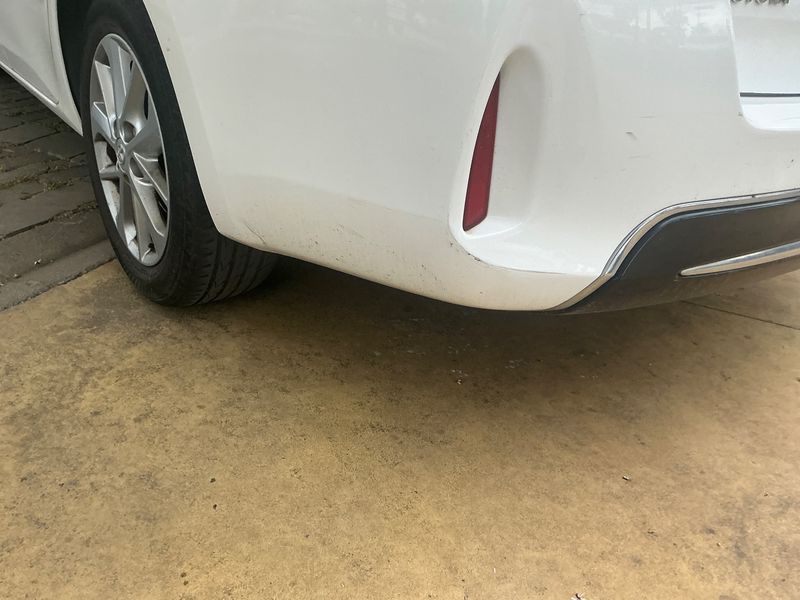 Toyota Auris 1.6 Business 2015 – снимка 24