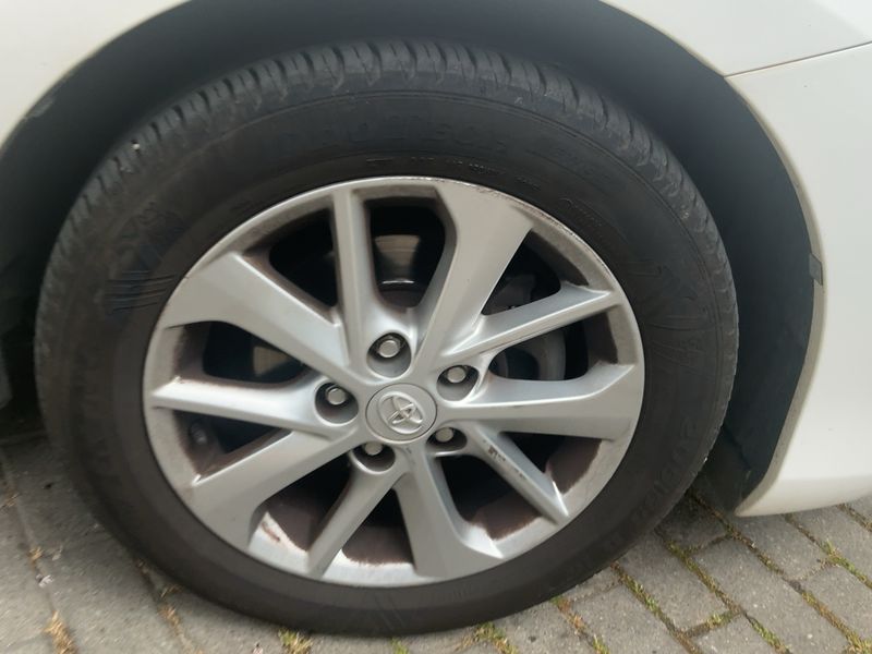 Toyota Auris 1.6 Business 2015 – снимка 11