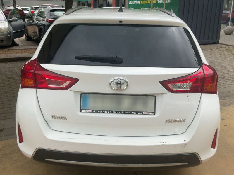 Toyota Auris 1.6 Business 2015 – снимка 7