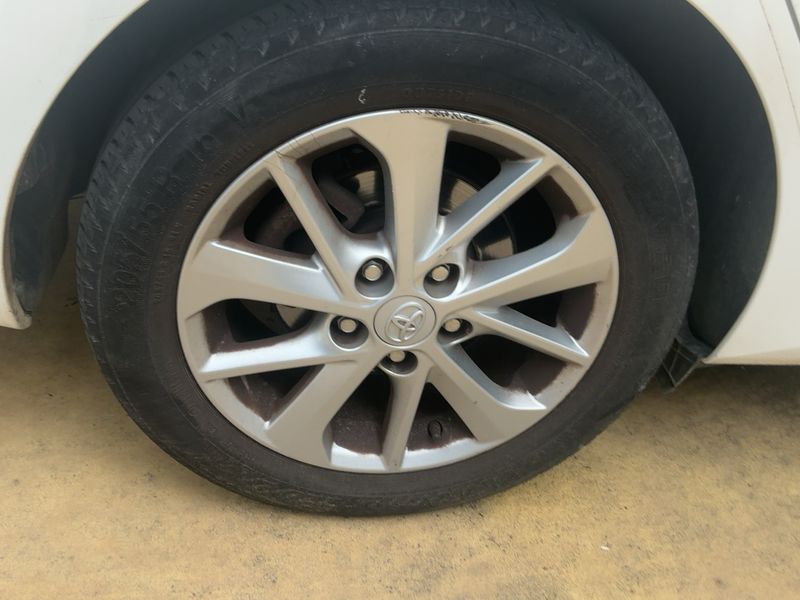 Toyota Auris 1.6 Business 2015 – снимка 9