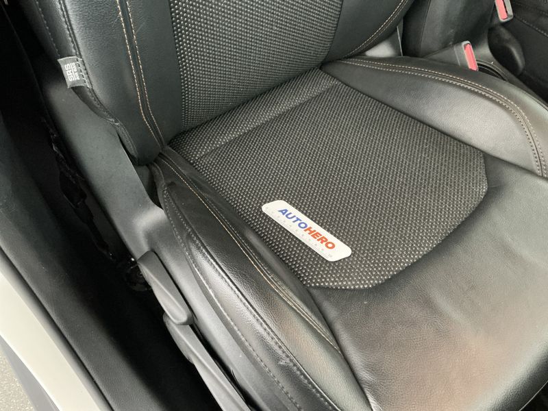 Jeep Compass 2.0 M-Jet Limited 4WD 2018 – снимка 36