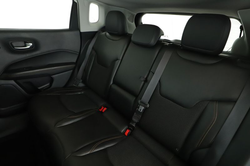 Jeep Compass 2.0 M-Jet Limited 4WD 2018 – снимка 19