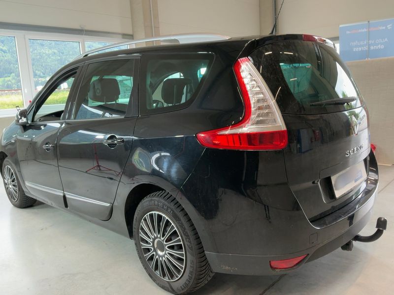 Renault Grand Scenic 1.6 dCi BOSE Edition 2016 – снимка 6