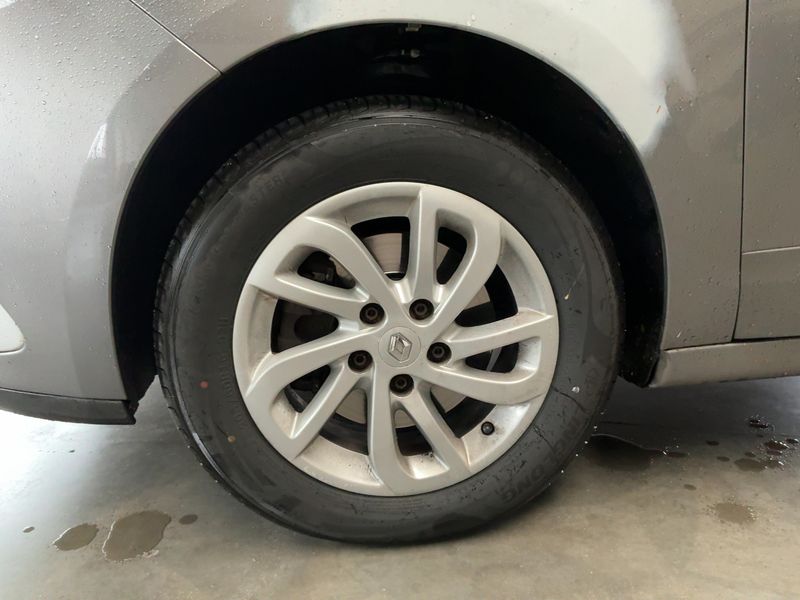 Renault Grand Scenic 1.5 dCi Limited 2015 – снимка 3