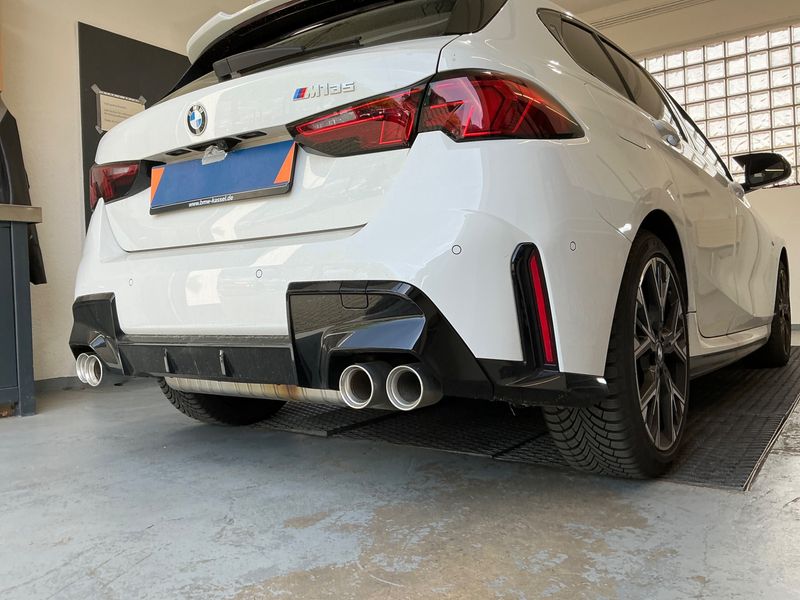 BMW 1er M135 xDrive 2025 – снимка 23