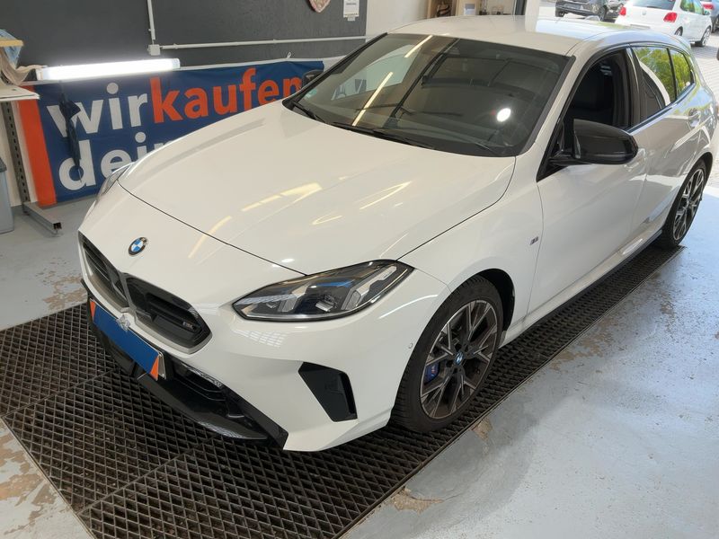 BMW 1er M135 xDrive 2025 – снимка 1