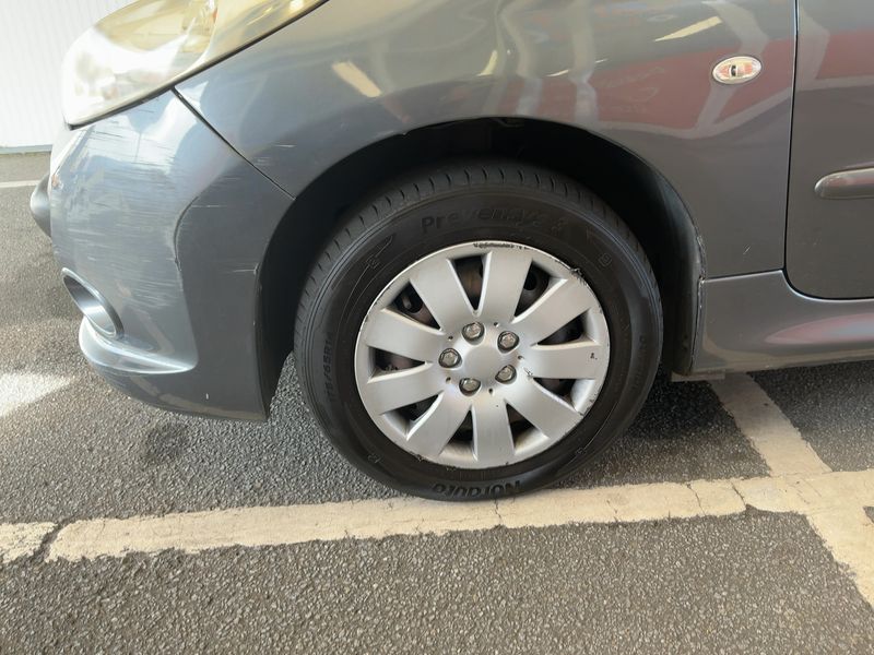 Peugeot 206+ 1.1 Basis 2010 – снимка 3
