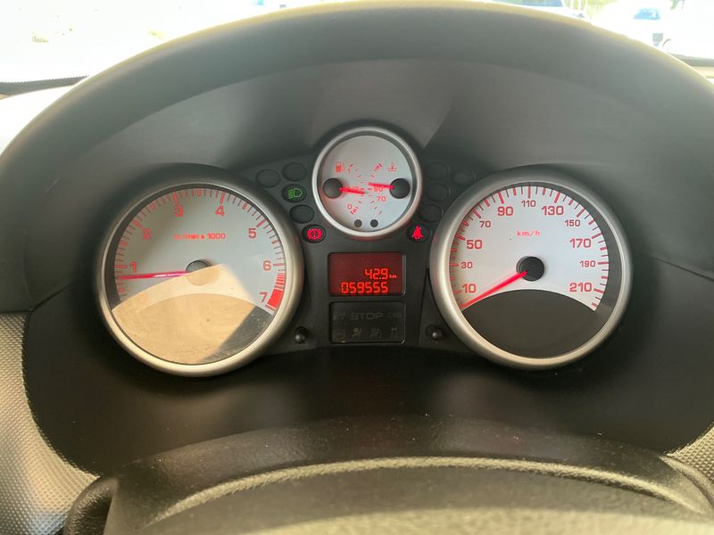Peugeot 206+ 1.1 Basis 2010 – снимка 18