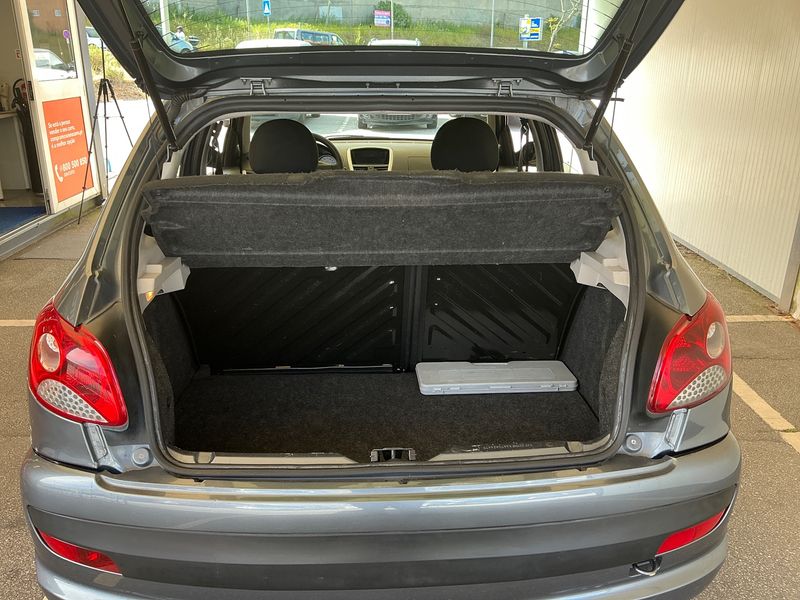 Peugeot 206+ 1.1 Basis 2010 – снимка 15