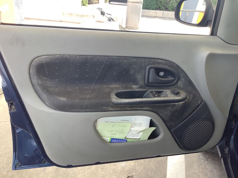 Renault Clio 1.5 dCi Expression 2002 – снимка 33