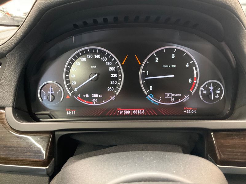 BMW 7er 730d 2010 – снимка 18