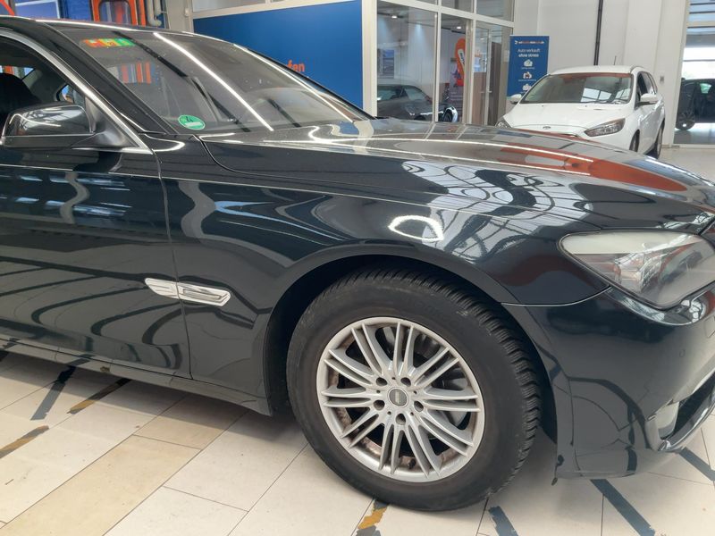 BMW 7er 730d 2010 – снимка 12