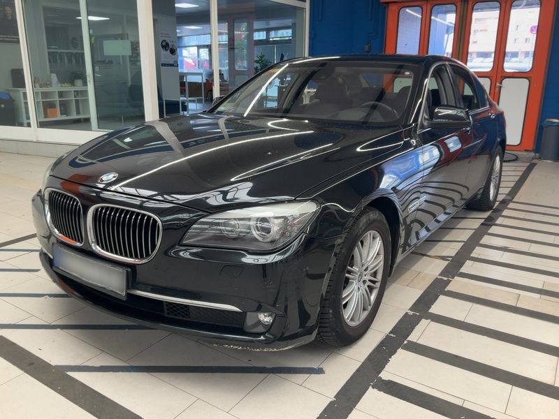 BMW 7er 730d 2010 – снимка 1
