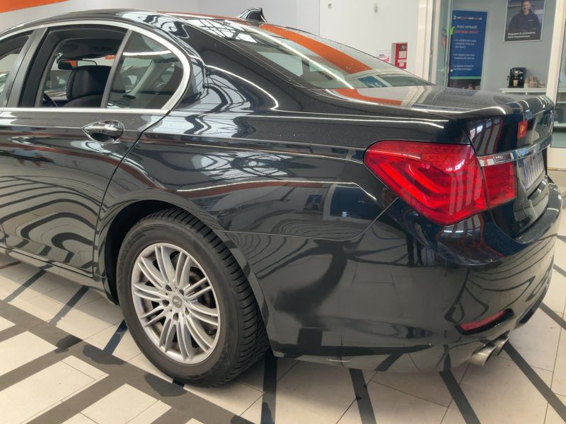 BMW 7er 730d 2010 – снимка 6