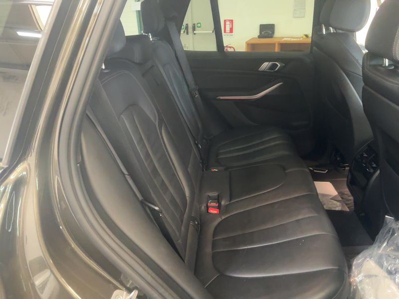 BMW X5 xDrive 30d Mild-Hybrid M Sport 2021 – снимка 19