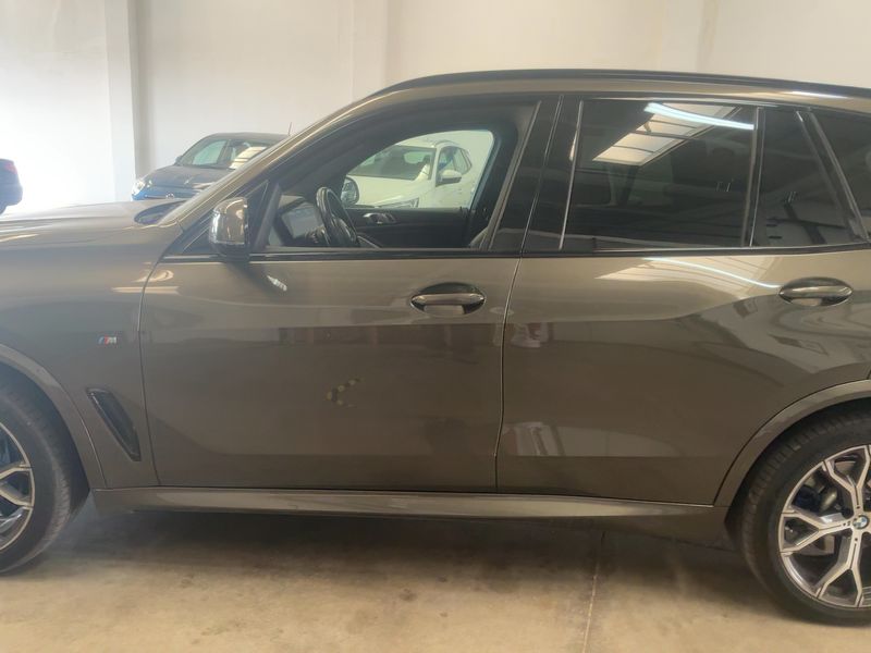 BMW X5 xDrive 30d Mild-Hybrid M Sport 2021 – снимка 4