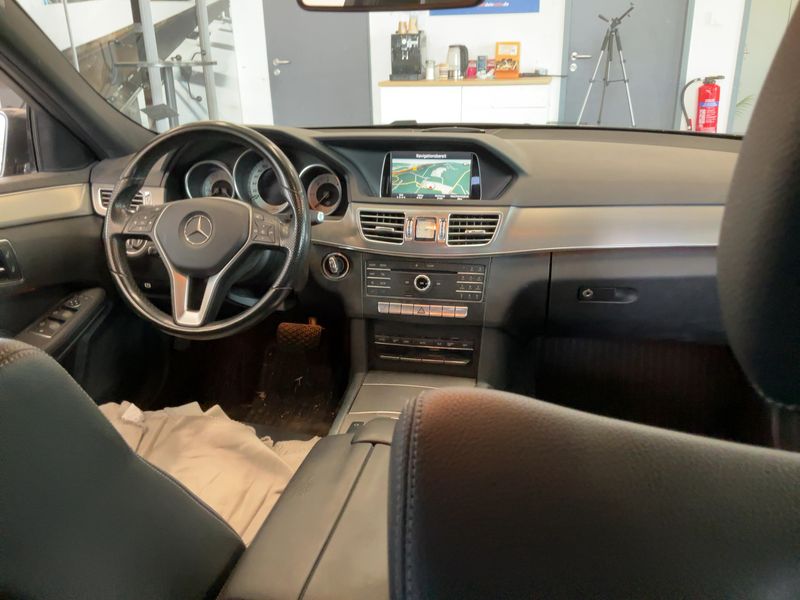 Mercedes-Benz E-Klasse E 220 CDI T BlueTEC Avantgarde 2015 – снимка 12