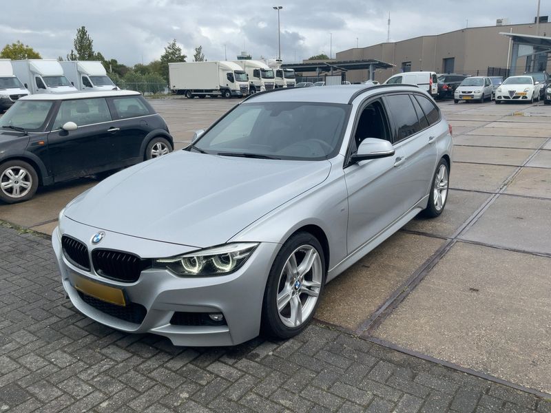BMW 3er 318i M Sport Shadow 2019 – снимка 2