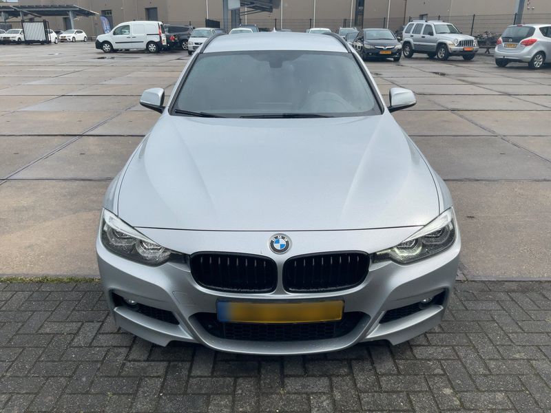 BMW 3er 318i M Sport Shadow 2019 – снимка 14